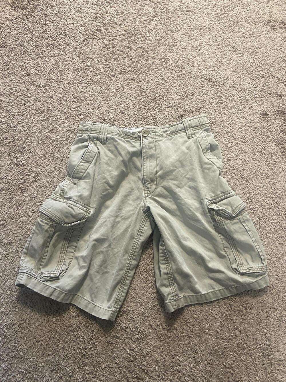 Aeropostale Cargo Shorts Mens 32 Green Canvas Relaxed Fit Elastic Waist Pockets